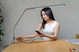 daylight led slimline table lamp